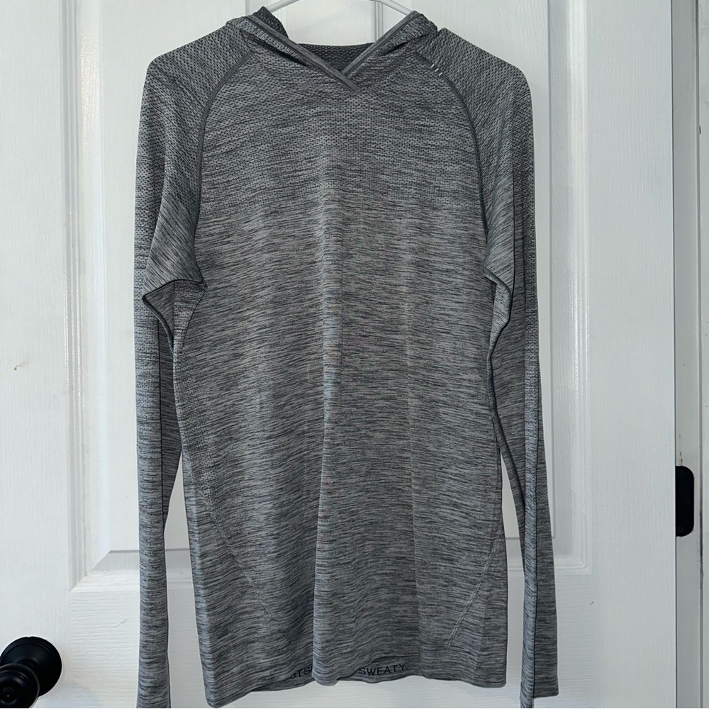 Men’s Hooded Mental Vent long sleeve Size small